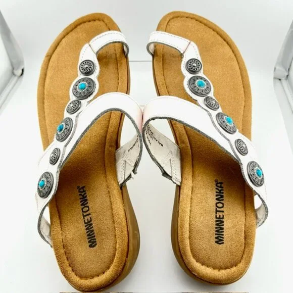 Minnetonka Womens Sandals, Sasha, Size 8W, White - Picture 2 of 7